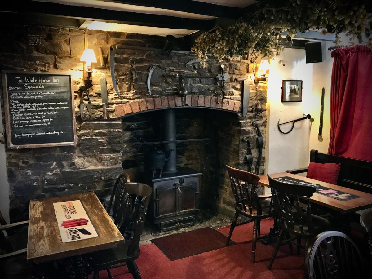 The White Horse Inn, Clun Buitenkant foto